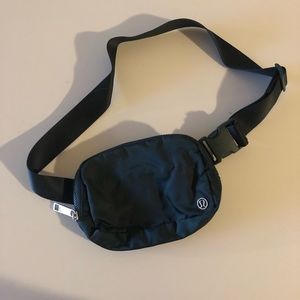 Lululemon Everywhere Belt - Teal